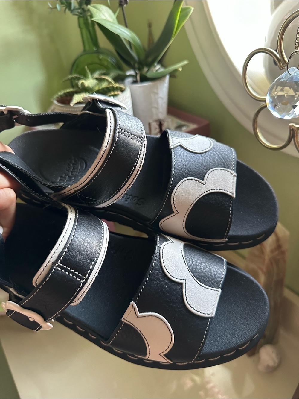 Dr. Martens VOSS PISA LEATHER STRAP SANDALS Black Platforms Floral - Picture 3 of 7